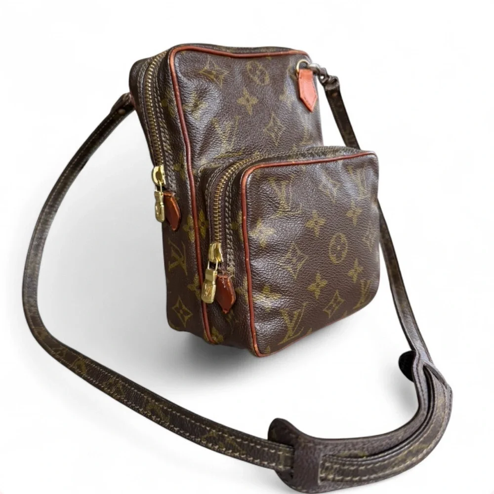 Louis Vuitton Monogram Vintage Amazone Bag